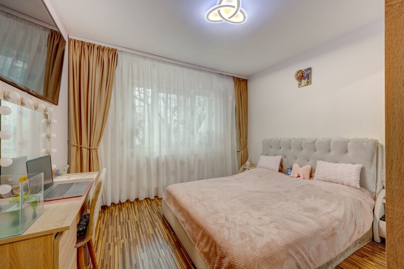 Berceni, Emil Racovita, Al. Moldovita, parcare ADP, mobilat, comision 0 %